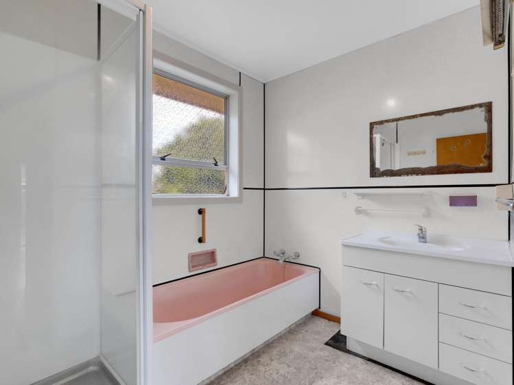 293 Te Rapa Road Beerescourt_13