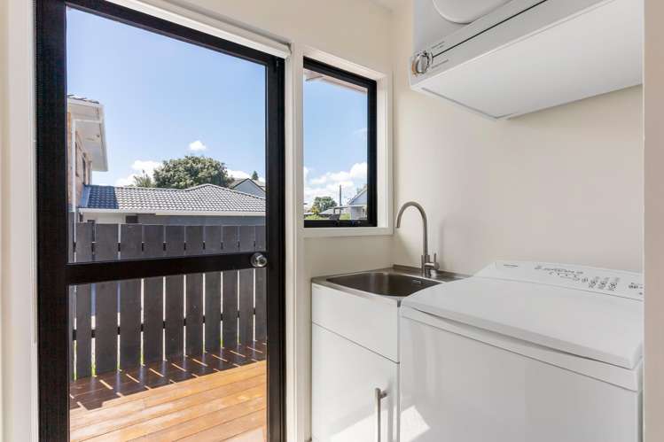 2/7c Hoheria Road Onehunga_16