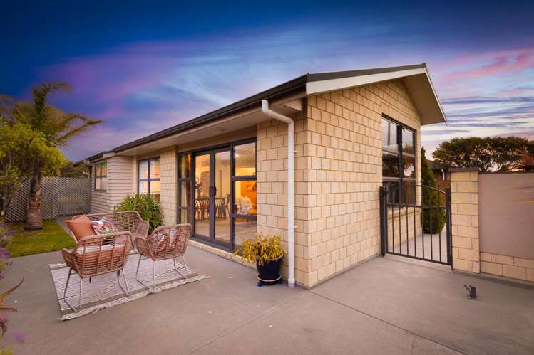94 The Drive Paraparaumu Beach_26