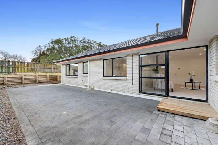 26 Summermist Drive Northpark_13