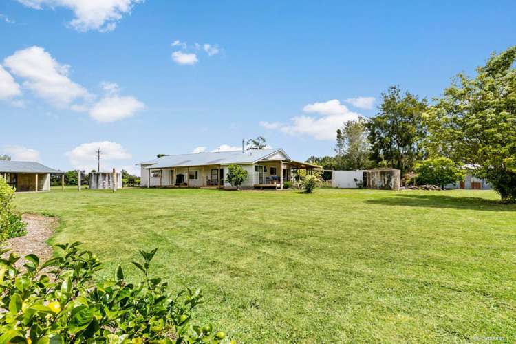 1418 Churchill Road Pukekawa_0