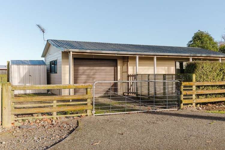 53c Roots Street East Feilding_9