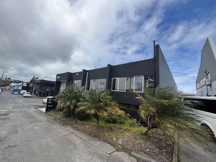 2/188 Target Road Wairau Valley_9