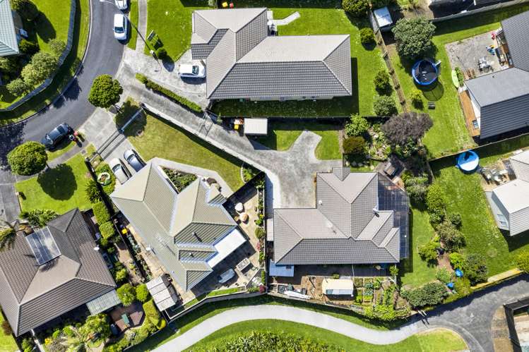 10 Lutana Place Pakuranga Heights_26