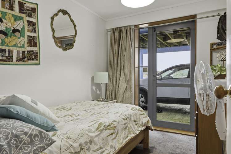 16 Bush Point Road Taipa_33