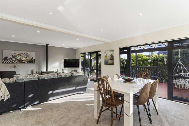 2/79 Island Bay Road Beach Haven_9