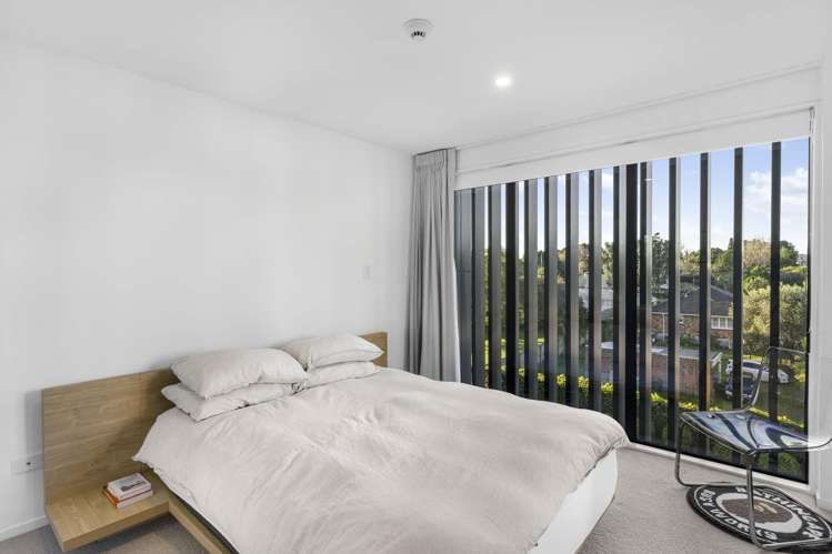 212/8 Thompson Park Road_2