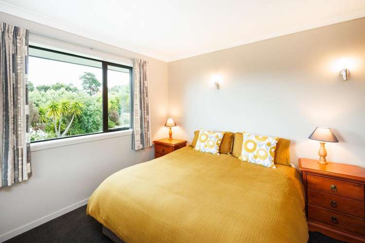 54 Henaghans Road Kelvin Grove_17