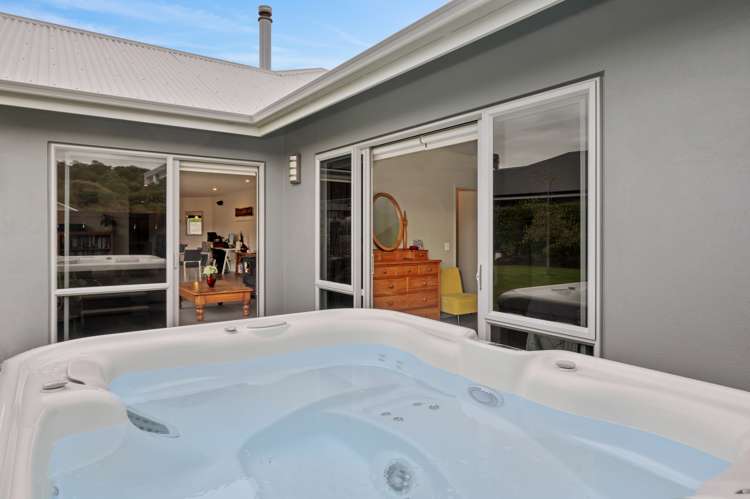 60 Montgomery Crescent Kinloch_23