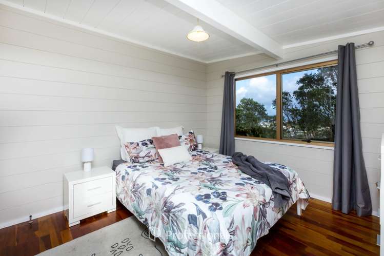 52 Cypress Drive Maungaraki_10