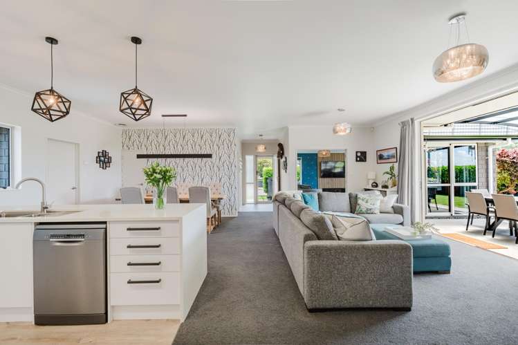 1 Ruske Place Grandview Heights_6