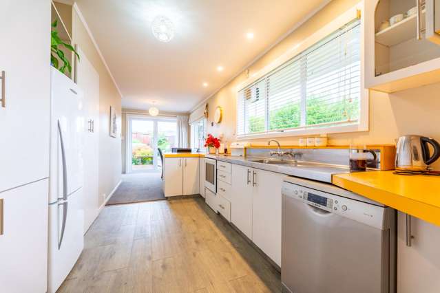 46 Pages Road Marchwiel_4