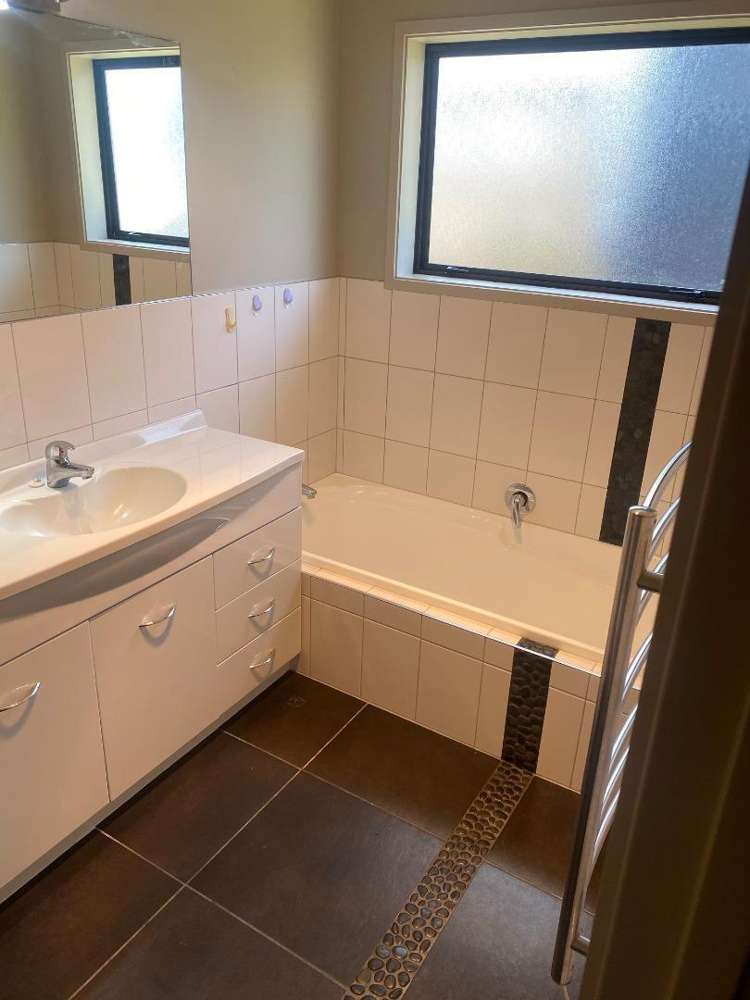 5 Montrose Place Highlands Park_15