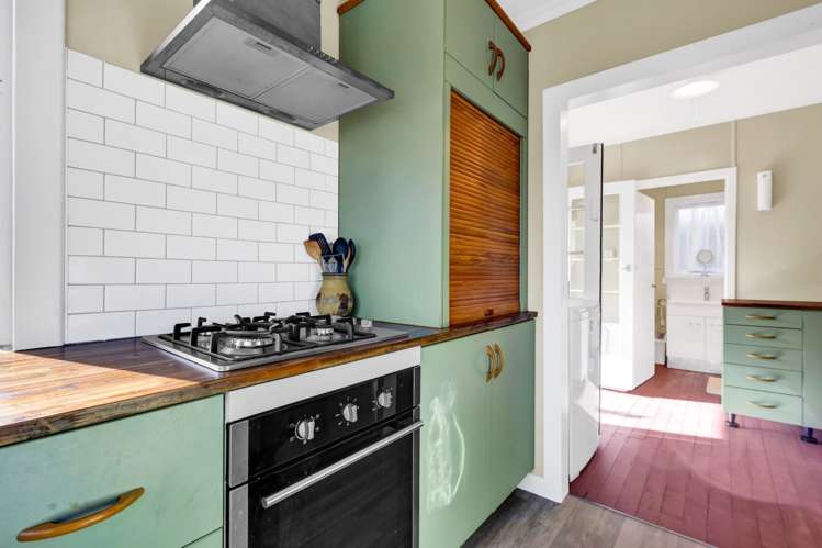 116 Broadway Waitara_12