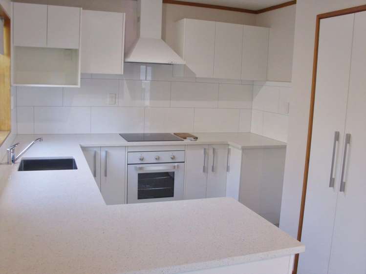 2/127 Nile Road Milford_6