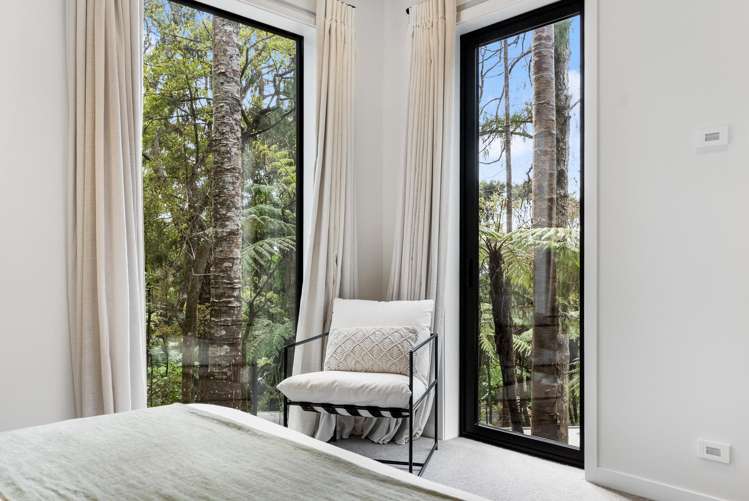 294 Konini Road Titirangi_16