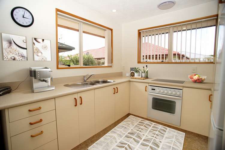 2/43 Peverel Street Riccarton_7