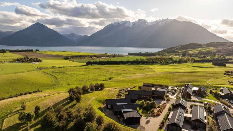 37 Hackett Road Jacks Point_23