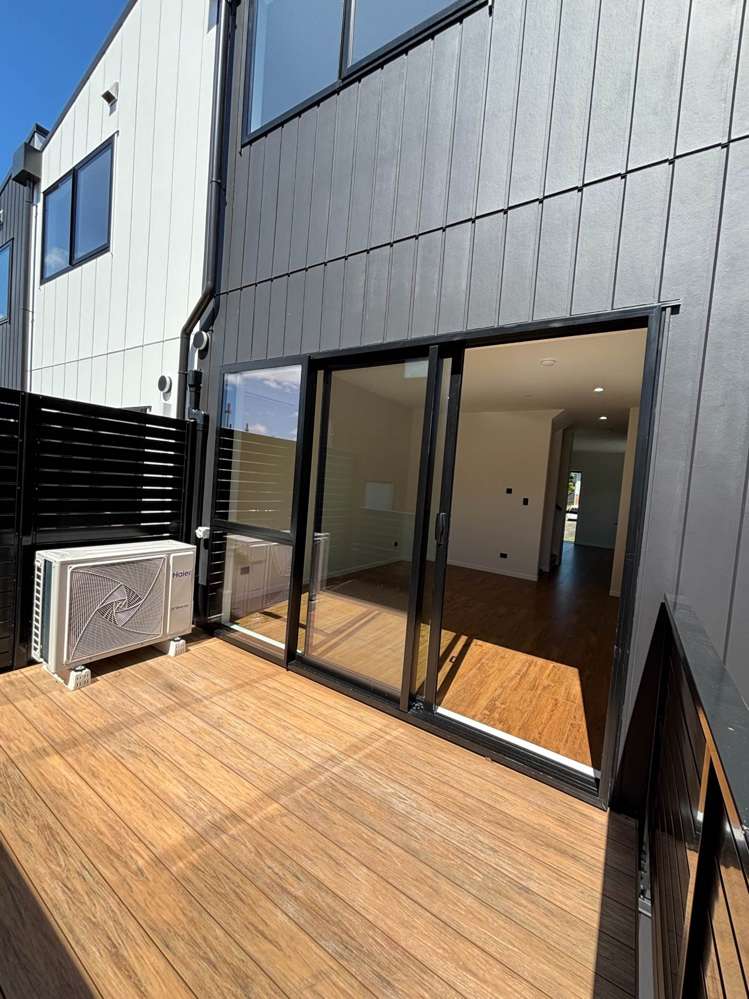 3/65 Stottholm Road Titirangi_3