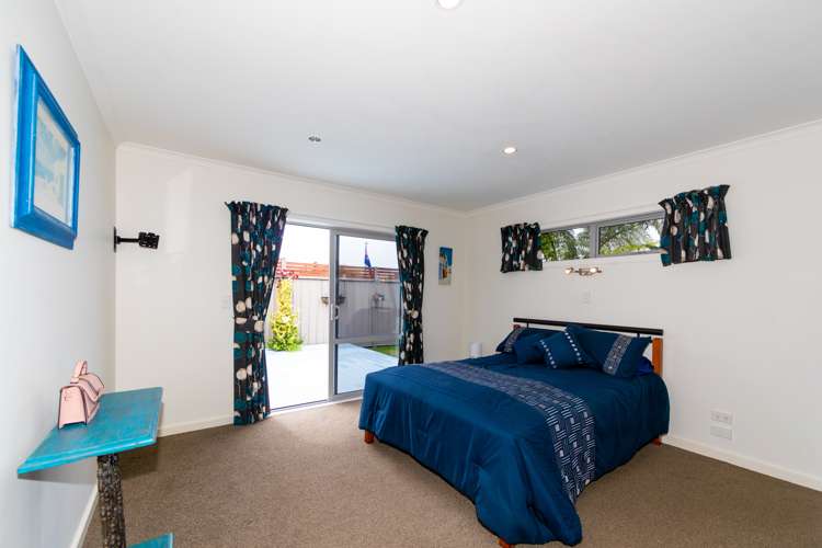 4 Gregory Grove Clive_9