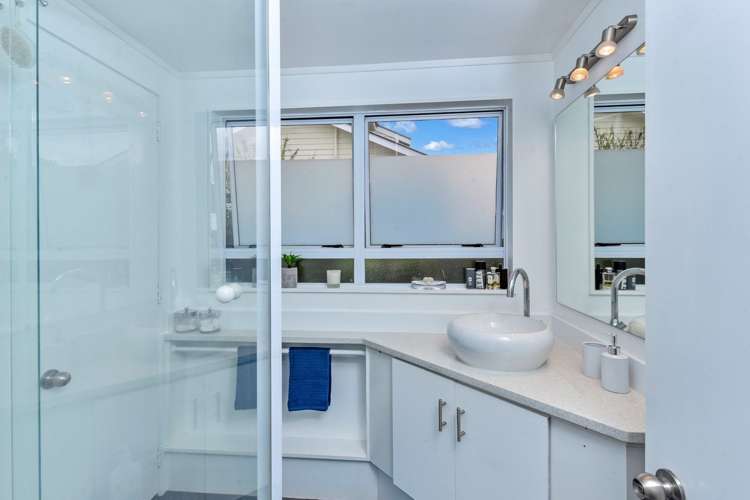 20a Hemi Street Narrow Neck_23