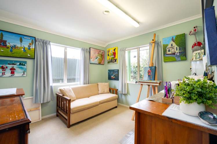 15A Menin Road Onekawa_15