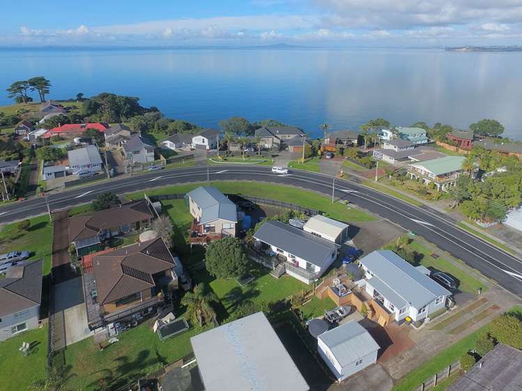 818 Whangaparaoa Road Manly_10