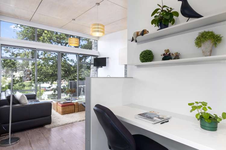 53/61 North Road North East Valley_9