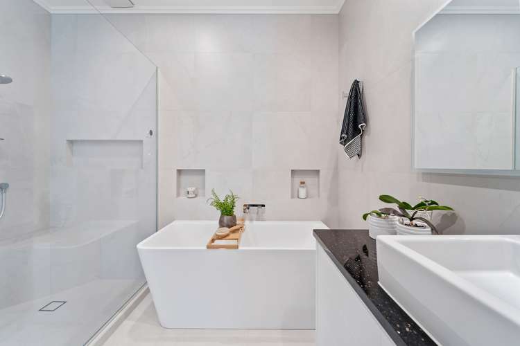 33a Churchill Road Murrays Bay_31