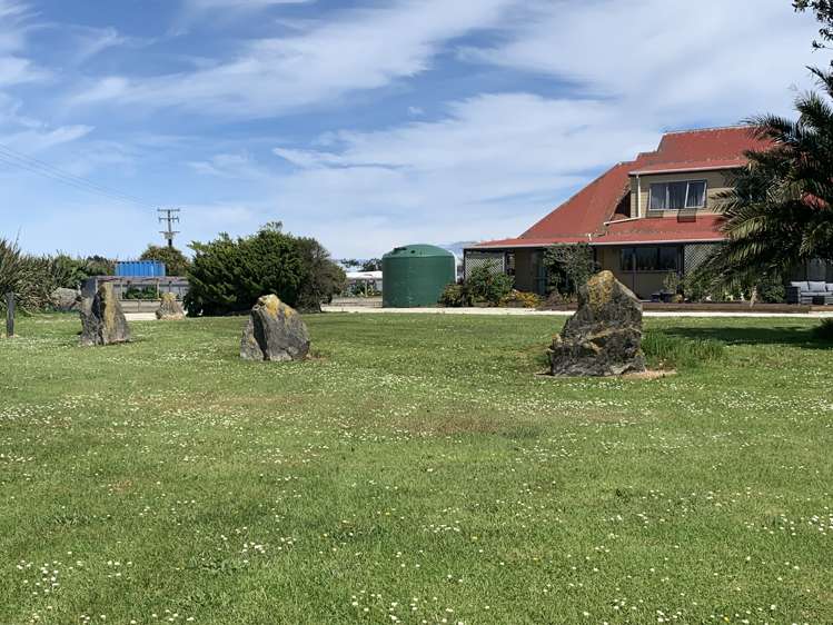 32 Greyhound Road Hokitika_25