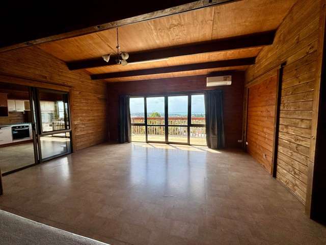 627 East Coast Road Browns Bay_3