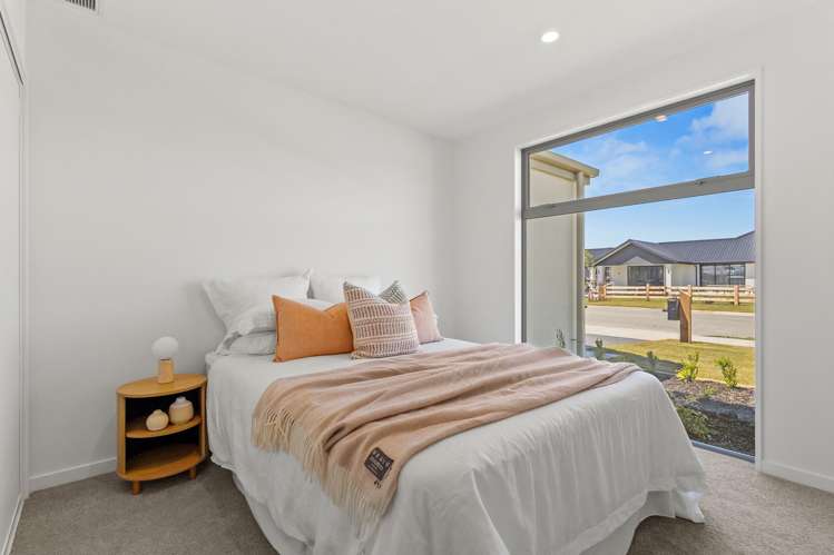 52 Greig Crescent Amberley_16