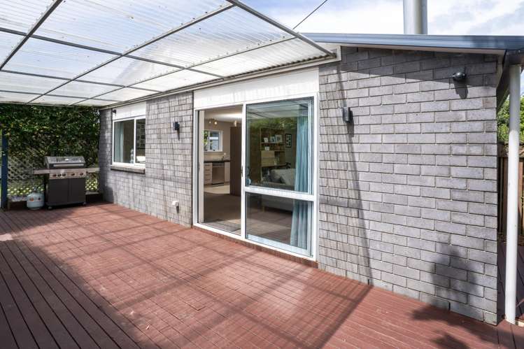 1 Azalea Close Templeton_17