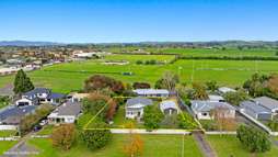 FULLY RENOVATED BUNGALOW MUST SELL