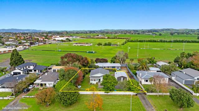 FULLY RENOVATED BUNGALOW MUST SELL