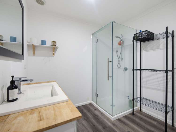 124 Masters Avenue Silverdale_31