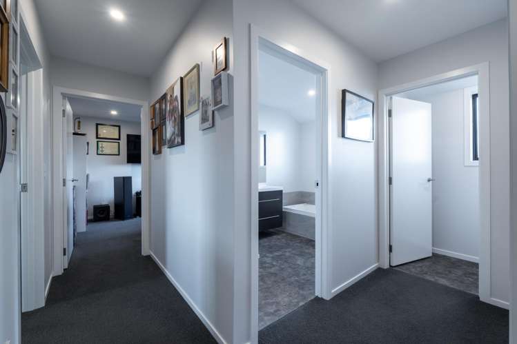 24 Chatham Rise Seaward Bush_13