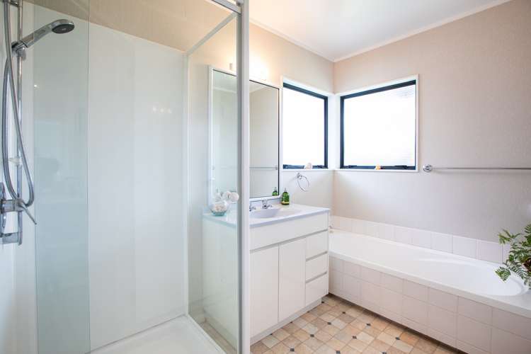 9 Ewhurst Place Goodwood Heights_11