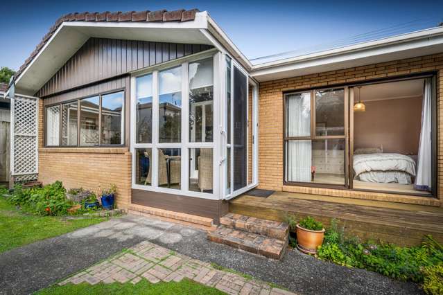 802 Dominion Road - Birdsong Lane Mt Eden_1