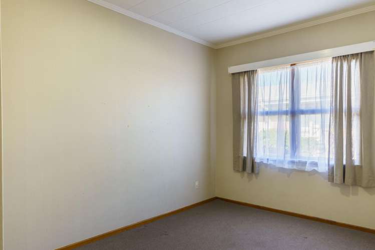 2/210 Grove Road Mayfair_6