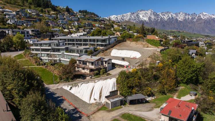 9 Edgar Street Queenstown_13