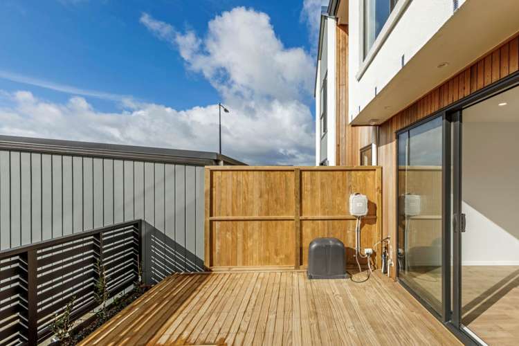 2/21 Podgora Avenue Kumeu_18