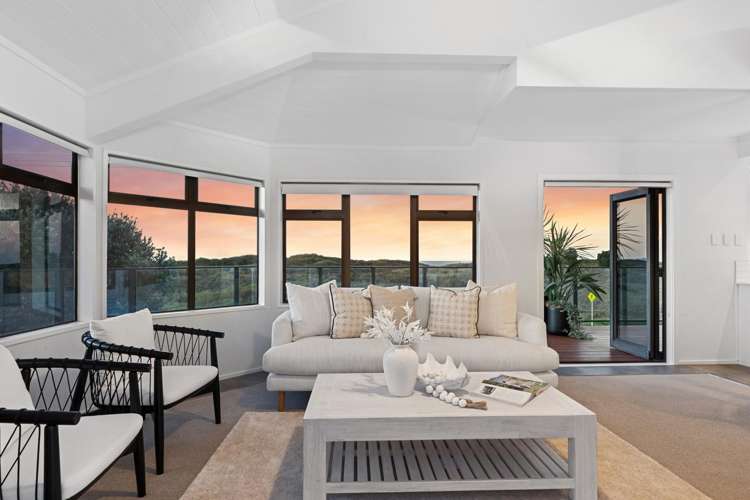 368 Papamoa Beach Road Papamoa Beach_11