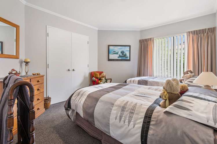 8 Hoyte Place Pukehangi_17