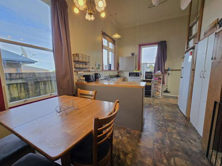 219 Hampden Street Hokitika_4