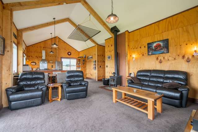 88 Holmwood Road Manapouri_4