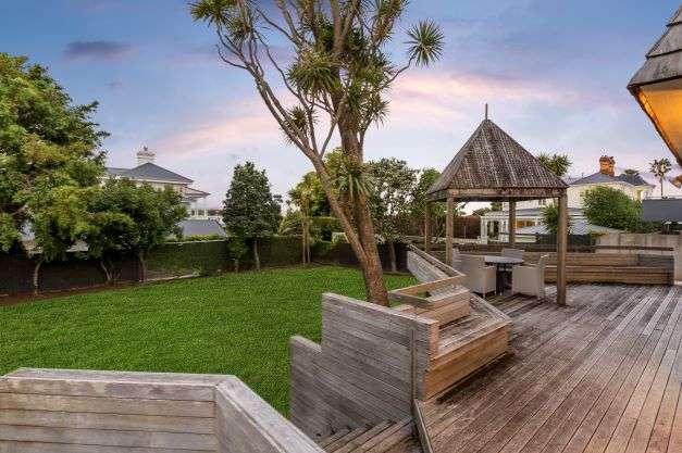 34 Hamilton Road in Herne Bay, Auckland