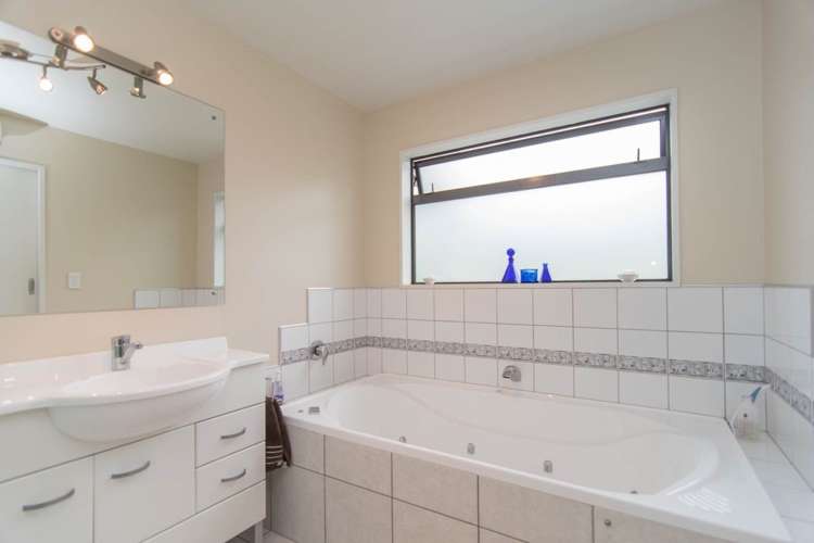 42b Kent Street Marchwiel_18