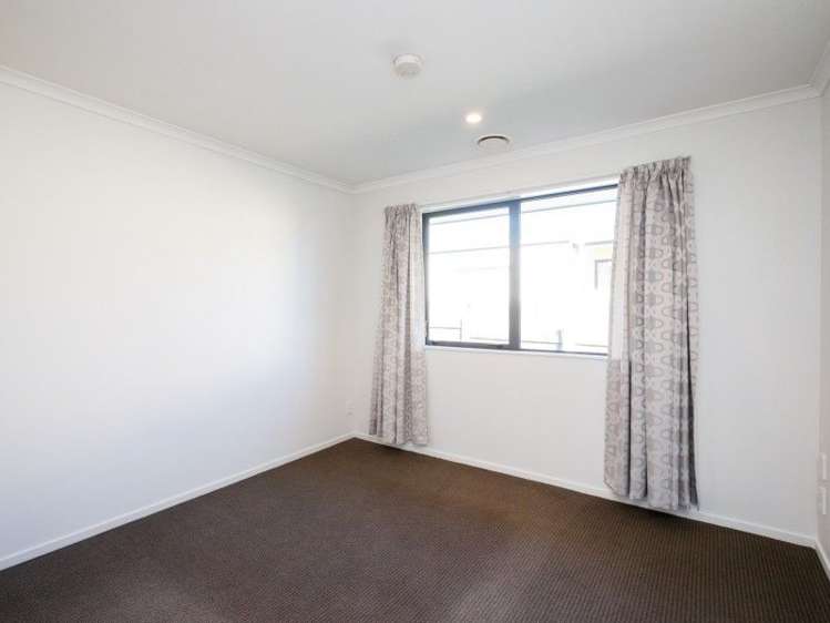 12a Dahlia Street Palmerston North Central_11