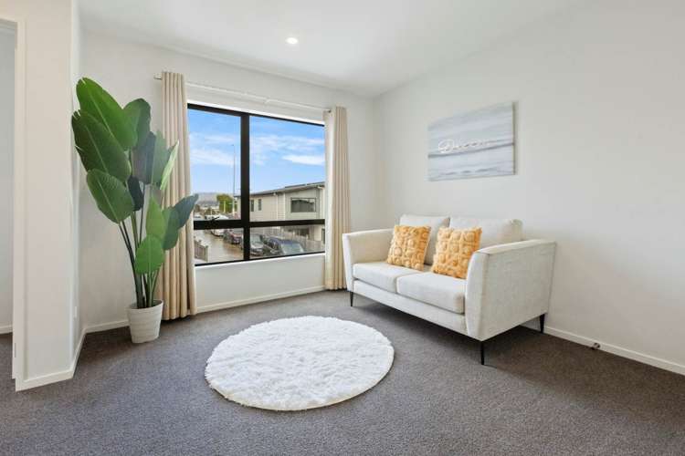 11 Sophie Lane Henderson_13